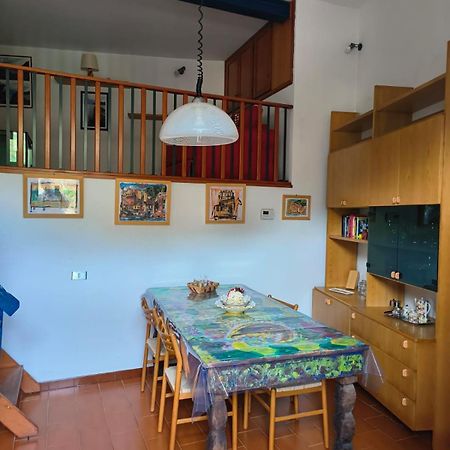 Camere Toni Vernazza Luaran gambar